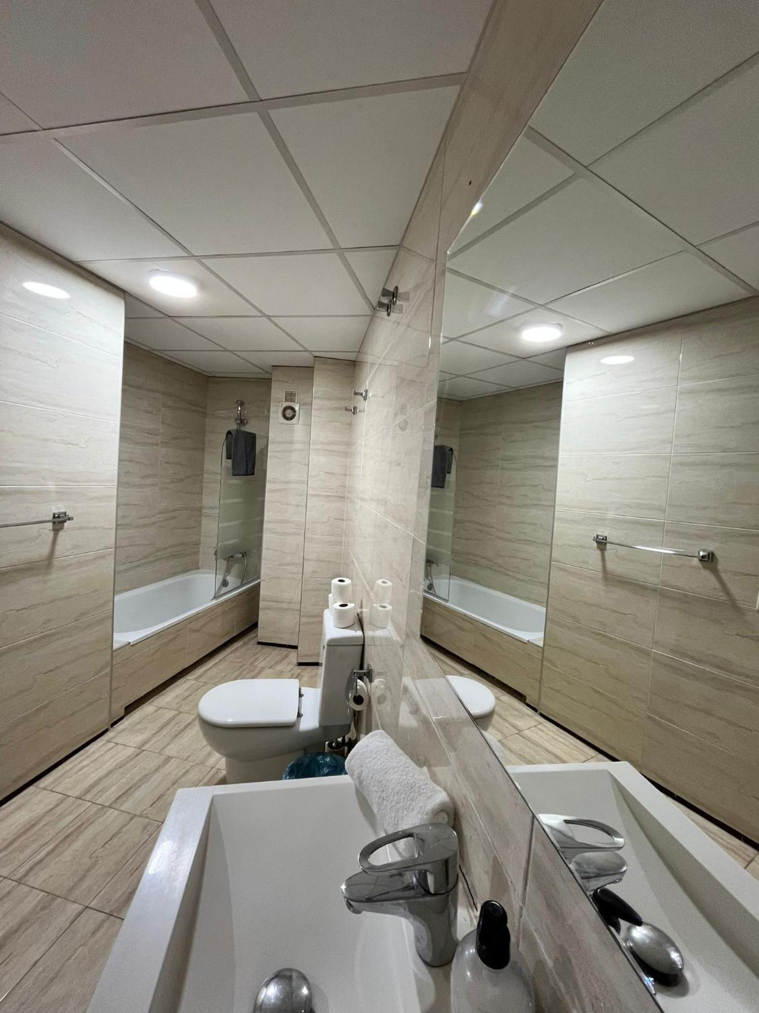El Torcal Luxury Apartment With Free Parking Málaga Buitenkant foto