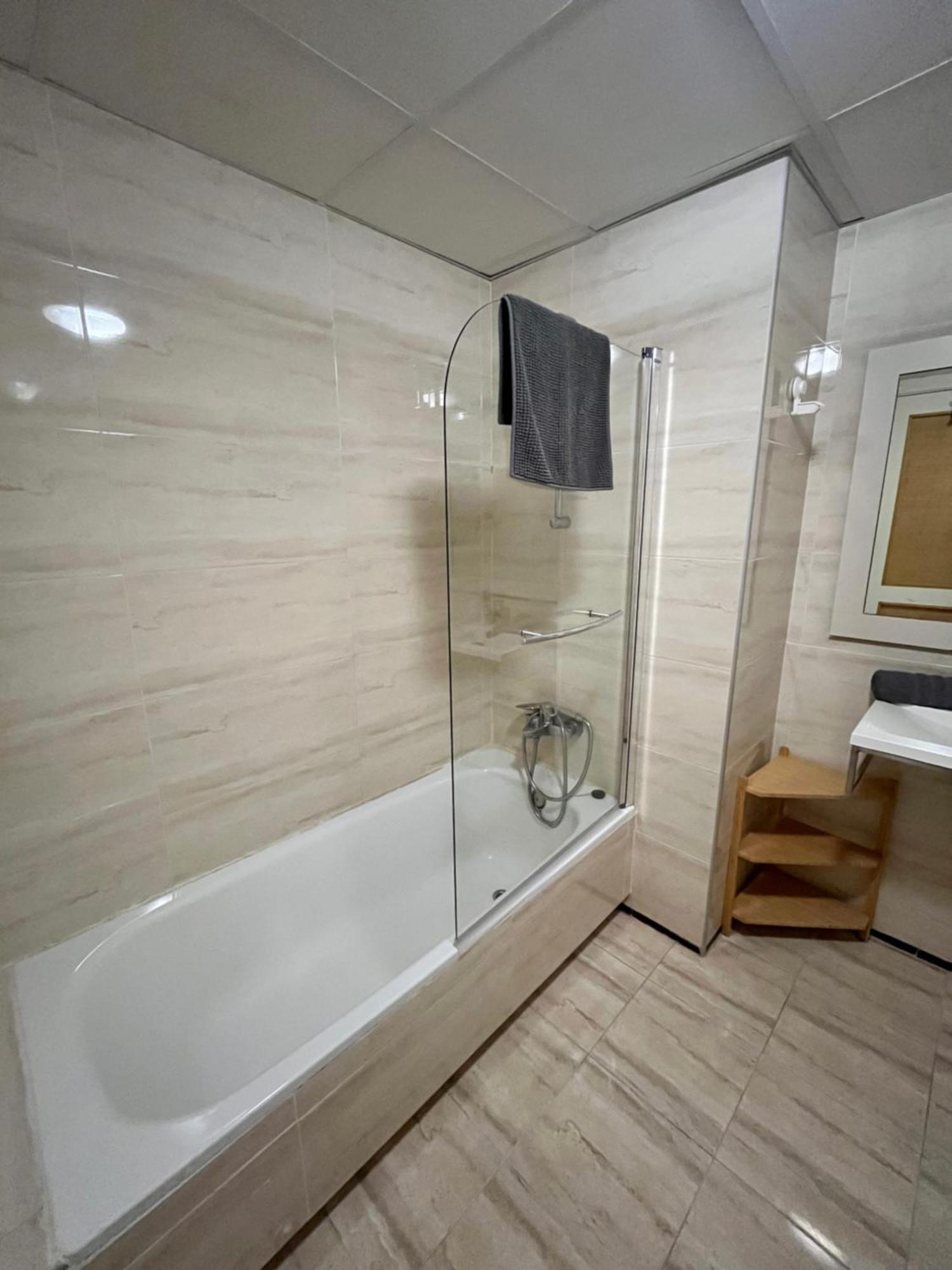 El Torcal Luxury Apartment With Free Parking Málaga Buitenkant foto